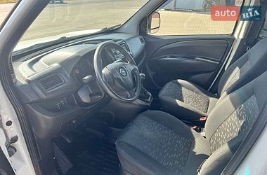 Вантажний фургон Opel Combo 2017 в Одесі