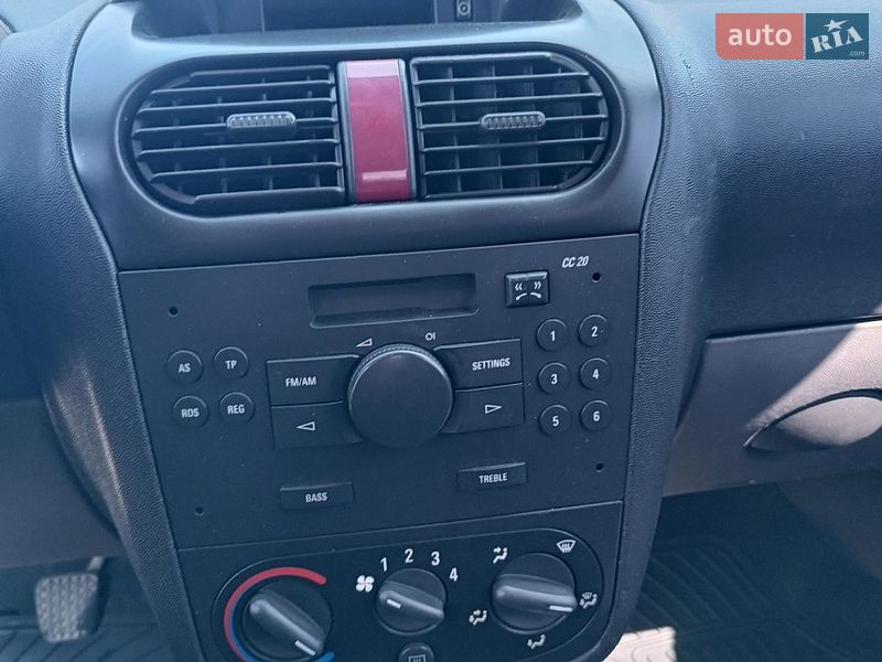 Минивэн Opel Combo 2005 в Каменке-Бугской