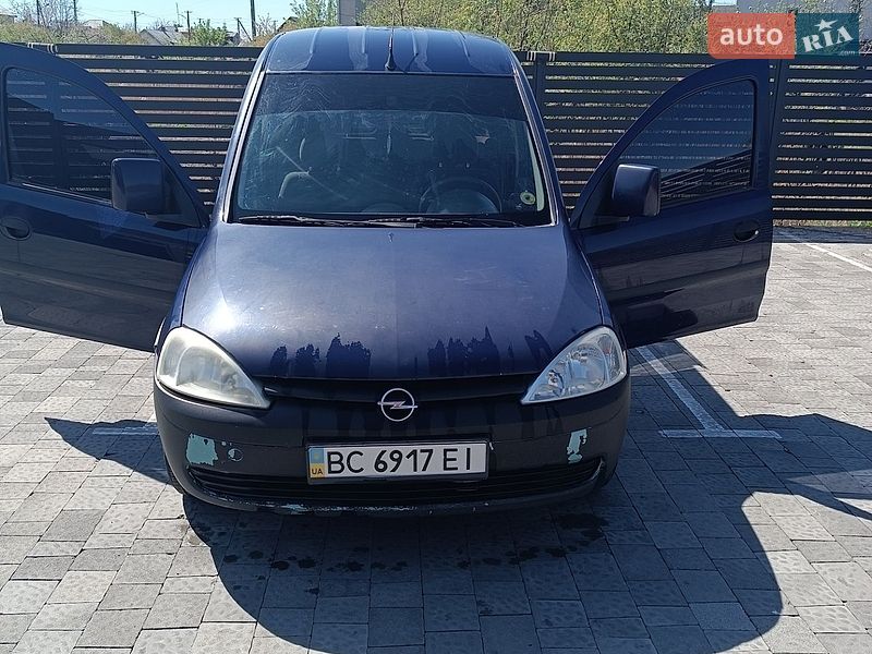 Минивэн Opel Combo 2005 в Каменке-Бугской