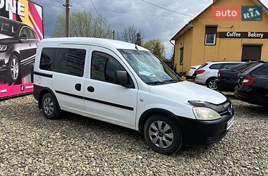 Минивэн Opel Combo 2005 в Коломые
