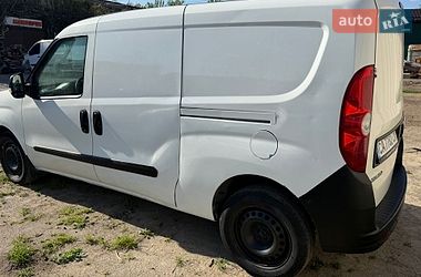 Грузовой фургон Opel Combo 2015 в Умани