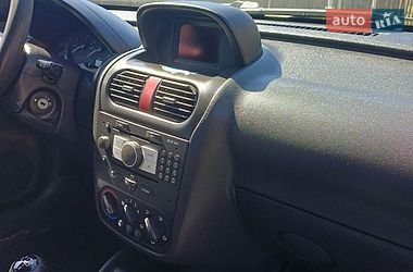 Мінівен Opel Combo 2005 в Косові
