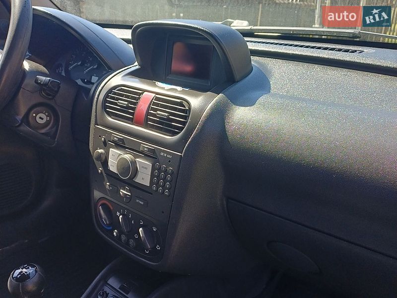 Мінівен Opel Combo 2005 в Косові
