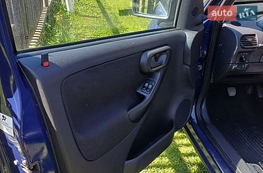 Мінівен Opel Combo 2005 в Косові
