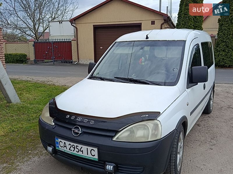 Минивэн Opel Combo 2005 в Черкассах