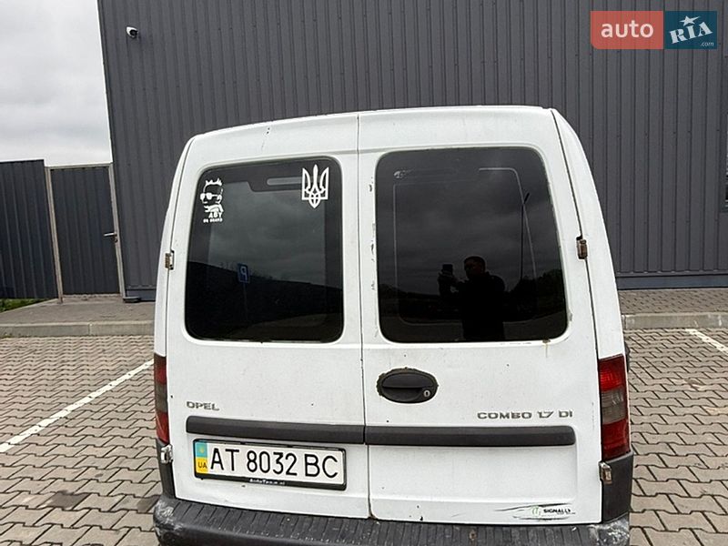 Мінівен Opel Combo 2002 в Коломиї