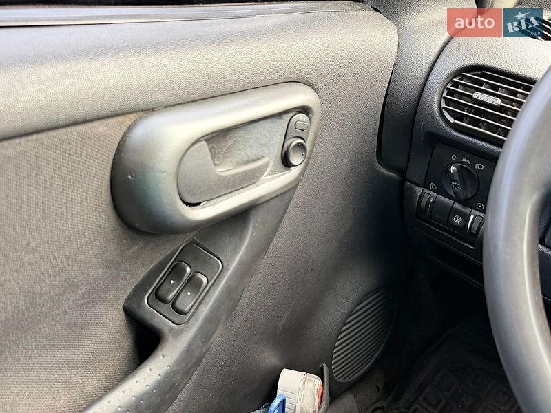 Минивэн Opel Combo 2005 в Павлограде фото 8 Минивэн Opel Combo 2005 в Павлограде