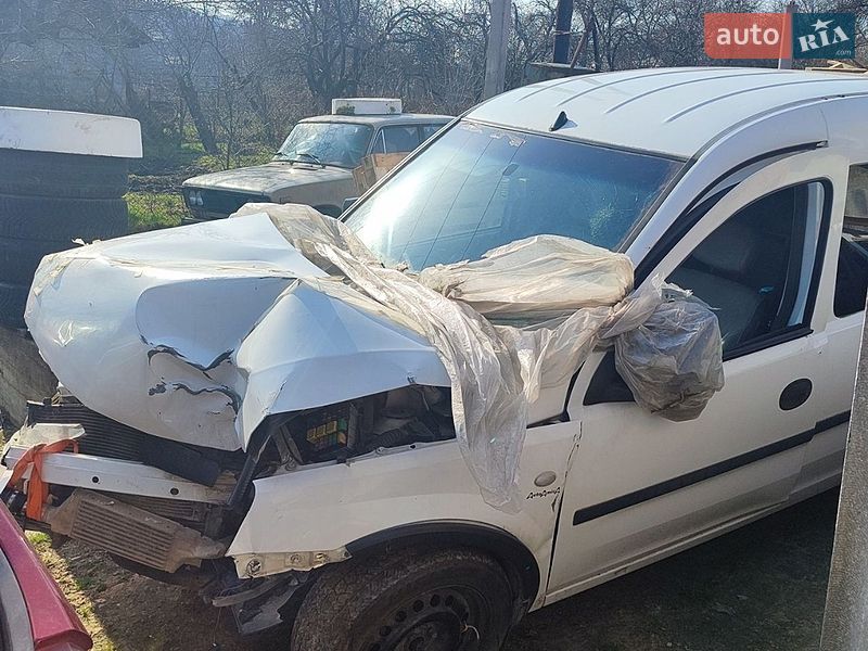 Минивэн Opel Combo 2005 в Львове