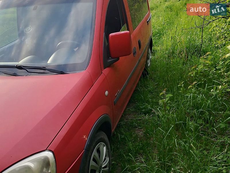 Минивэн Opel Combo 2004 в Козове
