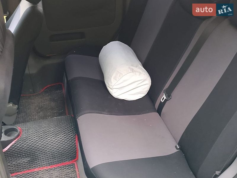 Минивэн Opel Combo 2004 в Козове