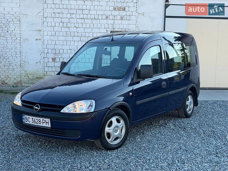 Минивэн Opel Combo 2003 в Дрогобыче