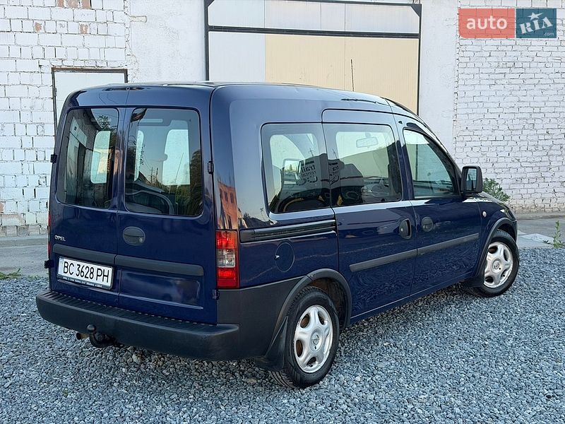 Минивэн Opel Combo 2003 в Дрогобыче
