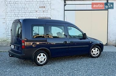 Минивэн Opel Combo 2003 в Дрогобыче