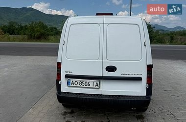 Мікроавтобус вантажний (до 3,5т) Opel Combo 2011 в Хусті
