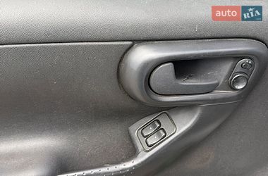 Мікроавтобус вантажний (до 3,5т) Opel Combo 2011 в Хусті