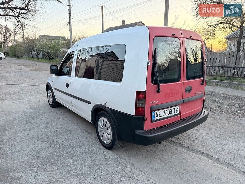 Мінівен Opel Combo 2005 в Дніпрі