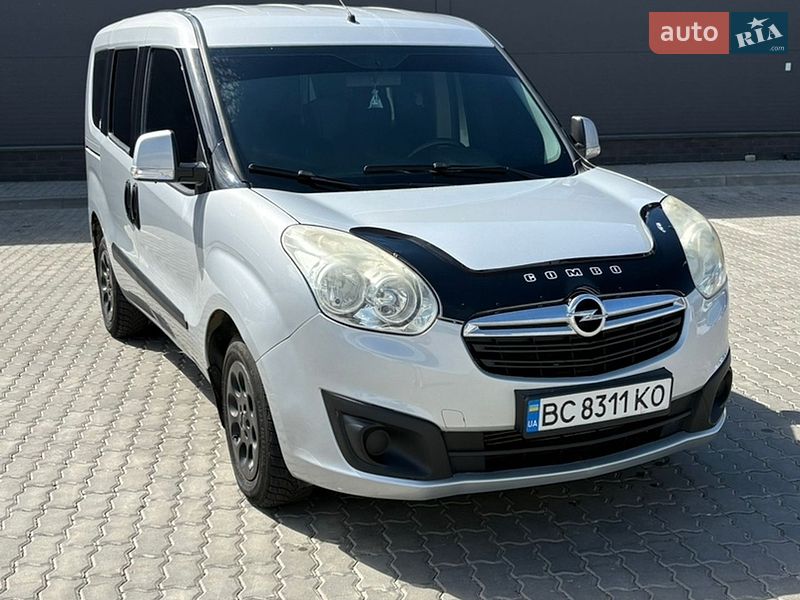 Мінівен Opel Combo 2016 в Бориславі