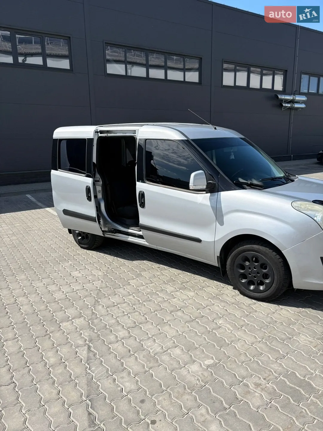 2016 Opel Combo - мініатюра 8