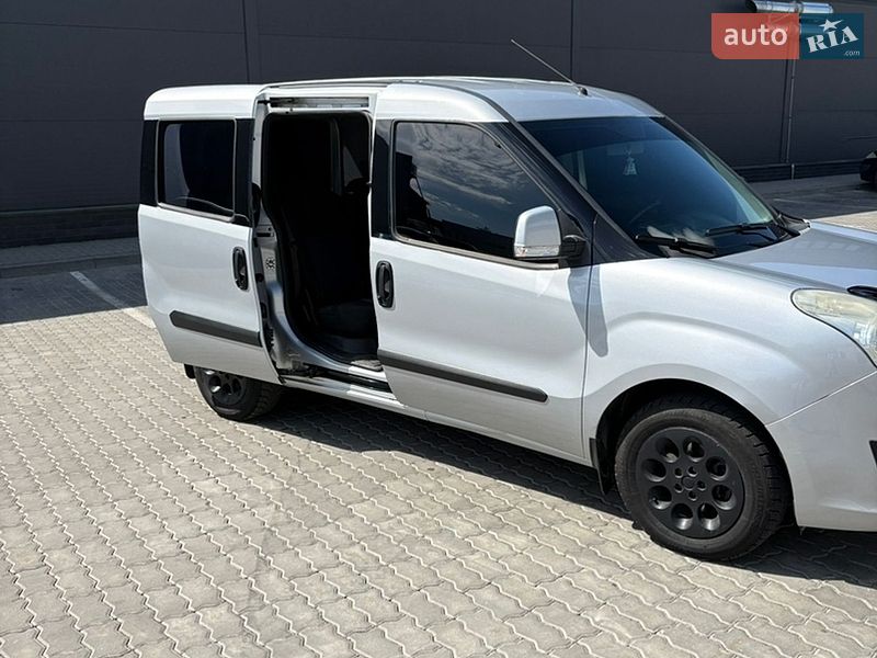 Мінівен Opel Combo 2016 в Бориславі