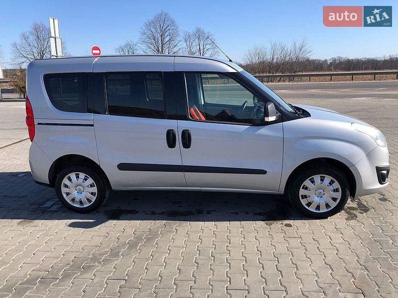 Мінівен Opel Combo 2016 в Києві