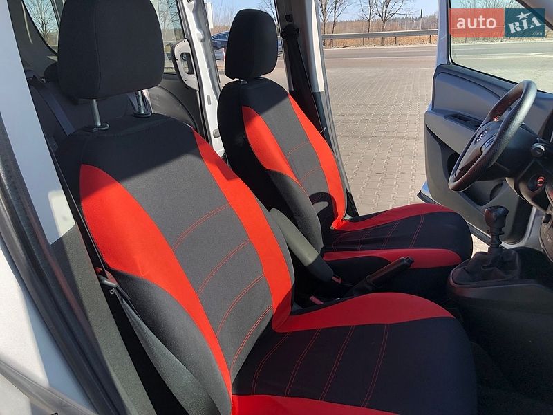 Мінівен Opel Combo 2016 в Києві
