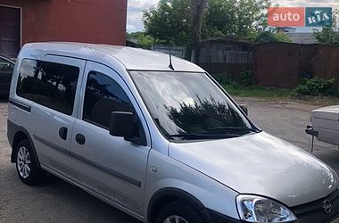 Мінівен Opel Combo 2003 в Сарнах