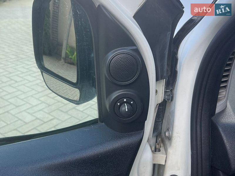 Грузовой фургон Opel Combo 2017 в Обухове