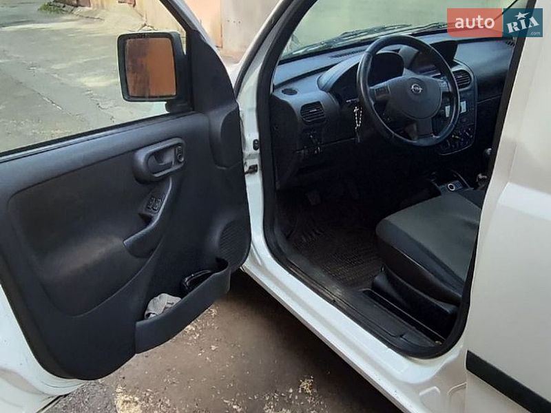 Минивэн Opel Combo 2009 в Киеве