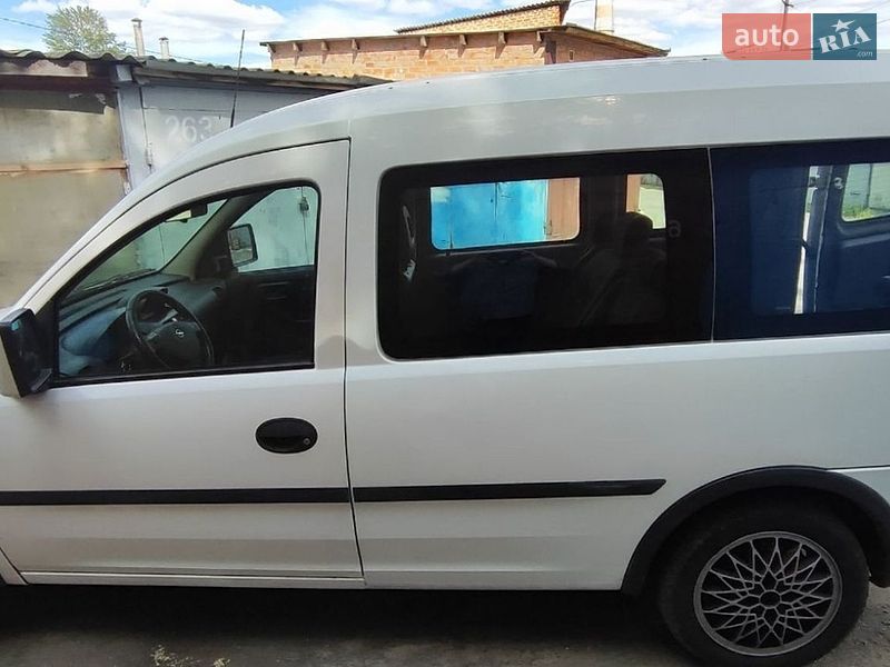 Мінівен Opel Combo 2009 в Києві