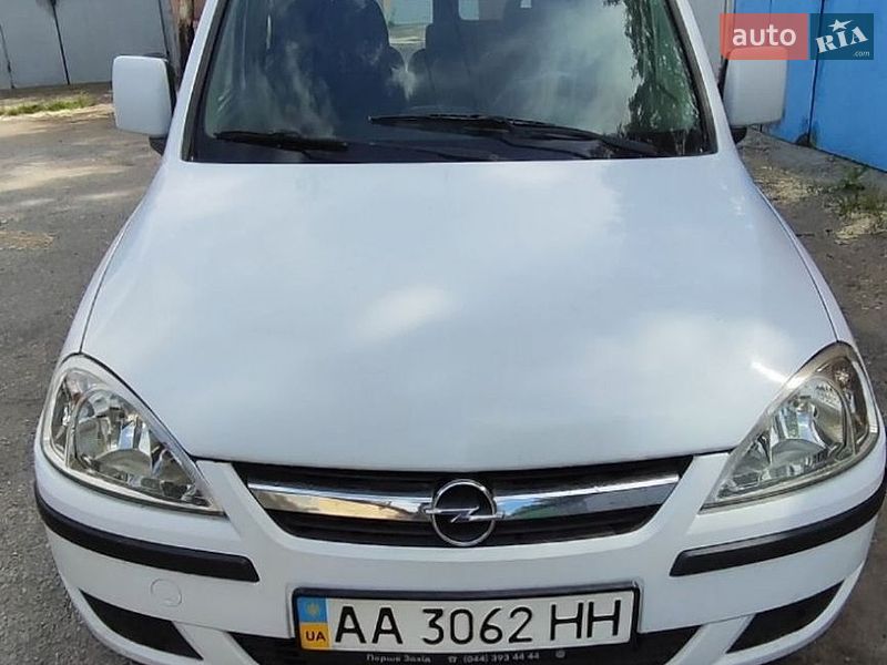 Минивэн Opel Combo 2009 в Киеве