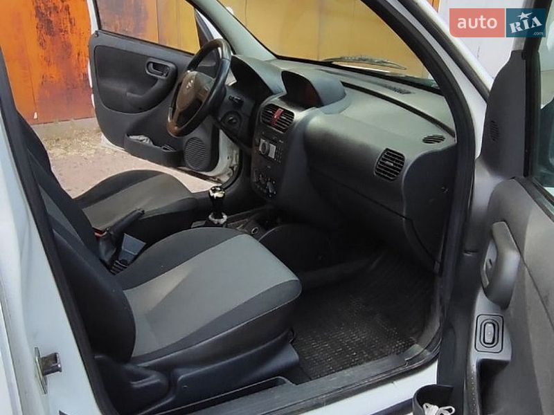 Минивэн Opel Combo 2009 в Киеве