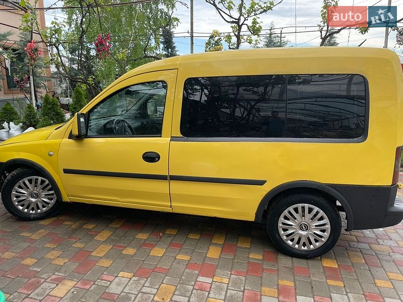 Грузопассажирский фургон Opel Combo 2011 в Одессе