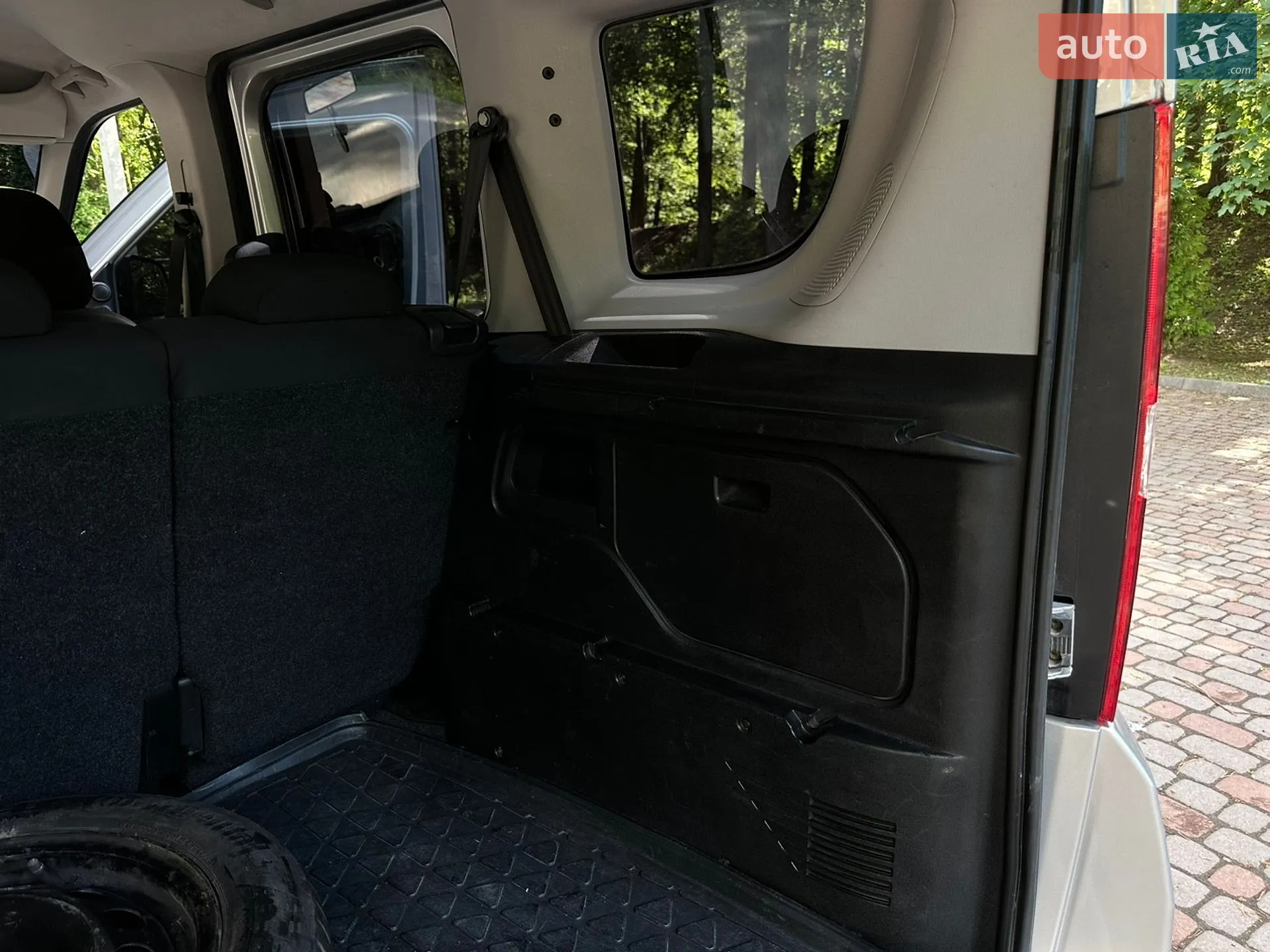 2016 Opel Combo - мініатюра 65