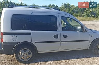 Мінівен Opel Combo 2011 в Кельменцях