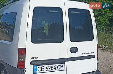 Мінівен Opel Combo 2011 в Кельменцях