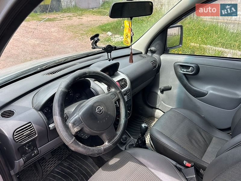Минивэн Opel Combo 2005 в Овруче