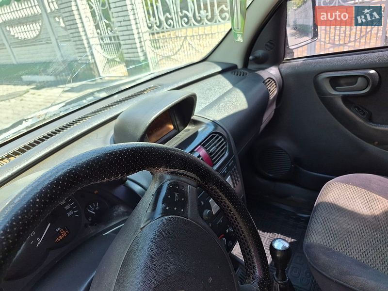 Мінівен Opel Combo 2006 в Чернівцях фото 28 Мінівен Opel Combo 2006 в Чернівцях