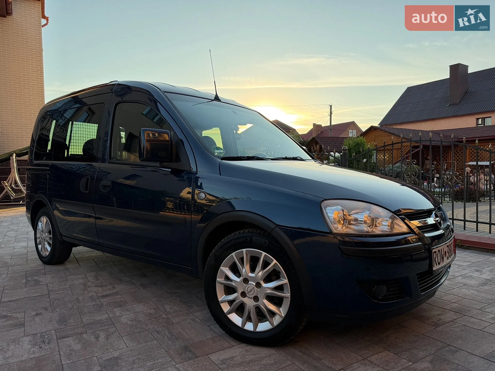 2010 Opel Combo - мініатюра 5