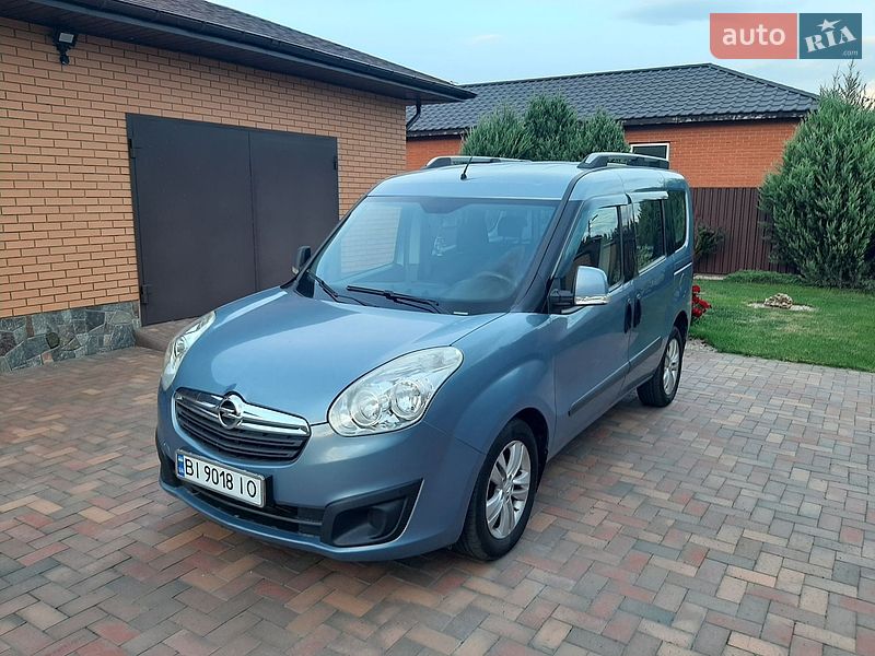 Минивэн Opel Combo 2011 в Полтаве