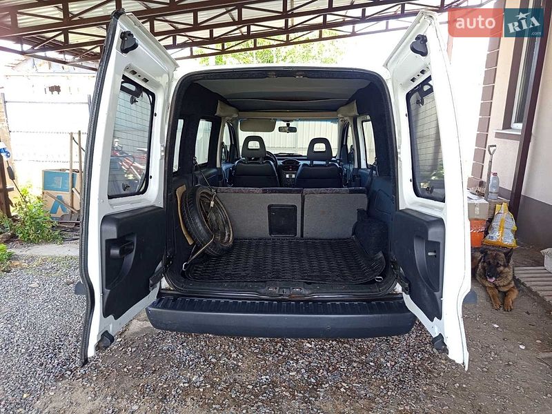 Минивэн Opel Combo 2008 в Черноморске