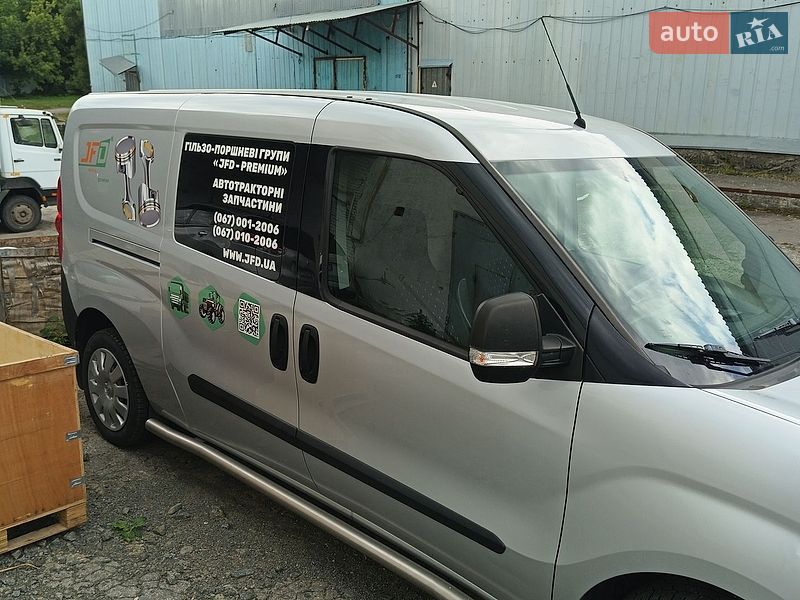 Вантажопасажирський фургон Opel Combo 2017 в Красилові фото 2 Вантажопасажирський фургон Opel Combo 2017 в Красилові