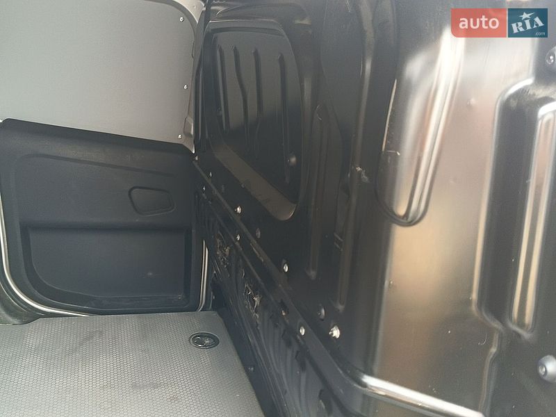 Вантажопасажирський фургон Opel Combo 2017 в Красилові фото 6 Вантажопасажирський фургон Opel Combo 2017 в Красилові