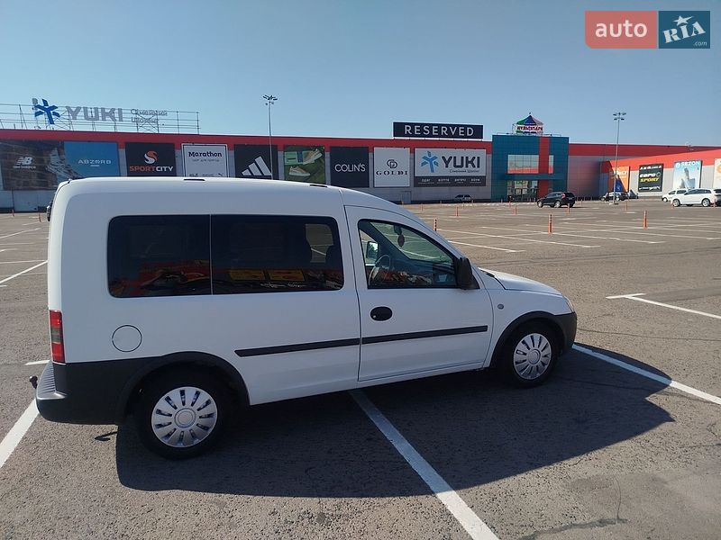 Мінівен Opel Combo 2006 в Рівному фото 5 Мінівен Opel Combo 2006 в Рівному