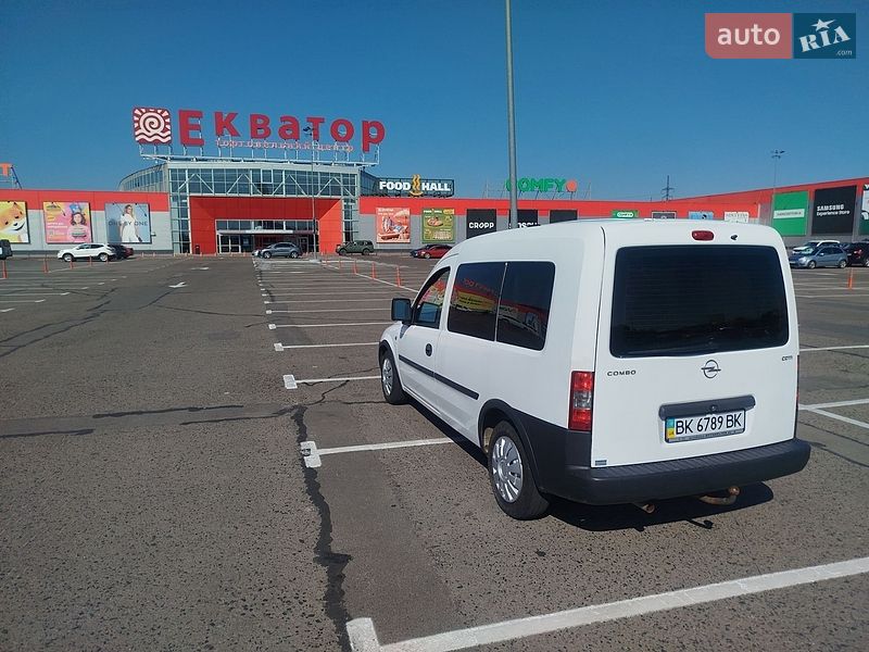 Мінівен Opel Combo 2006 в Рівному фото 8 Мінівен Opel Combo 2006 в Рівному