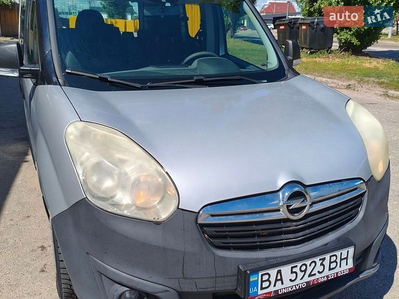 Минивэн Opel Combo 2016 в Кропивницком