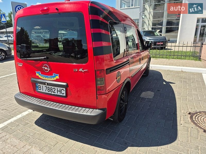 Минивэн Opel Combo 2010 в Полтаве