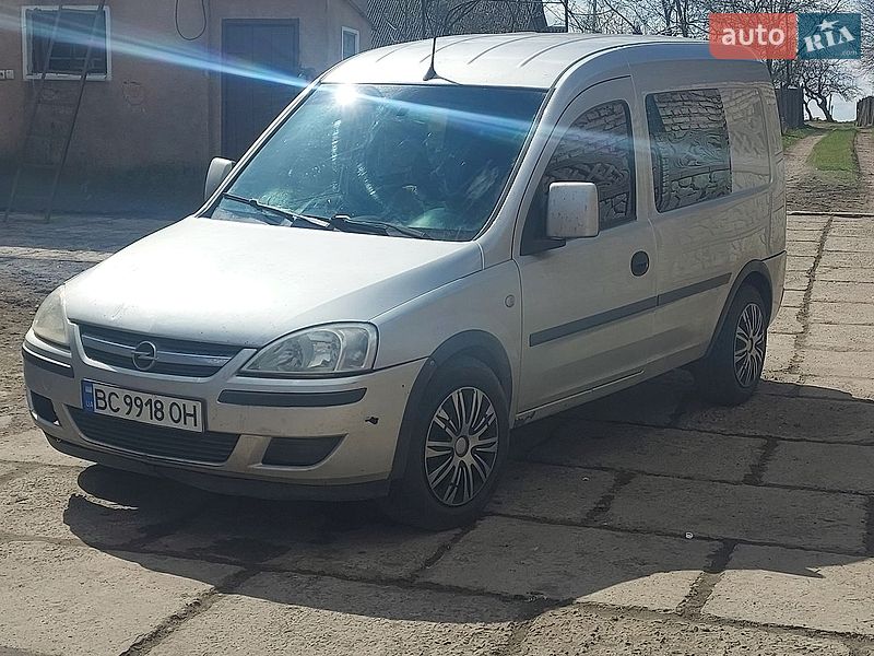 Opel Combo 2005