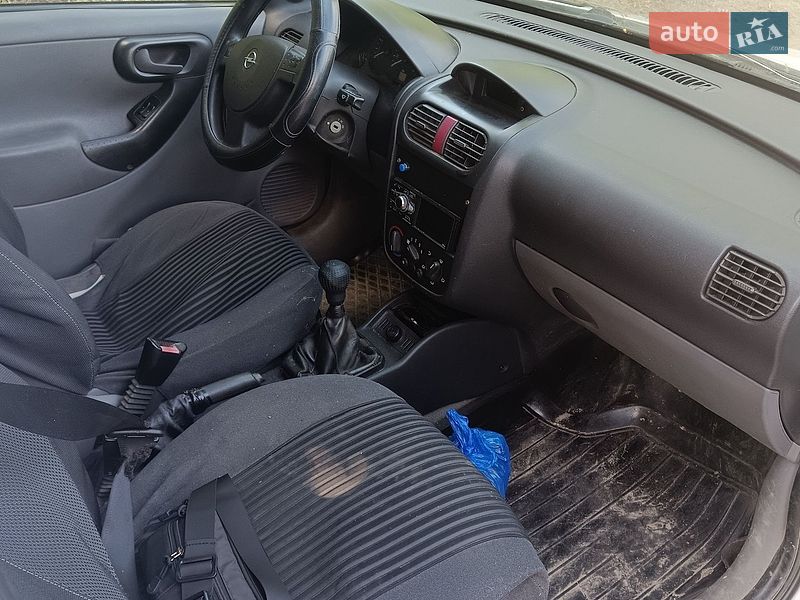 Грузовой фургон Opel Combo 2004 в Чернигове