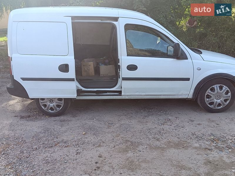Грузовой фургон Opel Combo 2004 в Чернигове