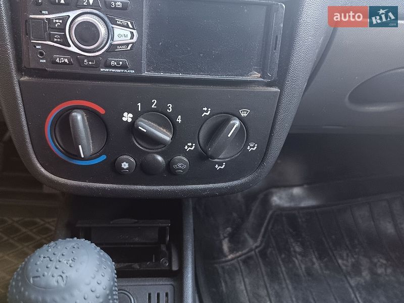 Грузовой фургон Opel Combo 2004 в Чернигове